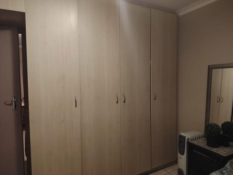 To Let 1 Bedroom Property for Rent in Ferndale Western Cape